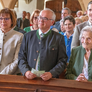 Frau Johanna Glettler feierte 100 Jahre